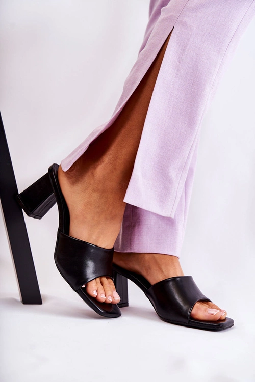 Skórzane Klasyczne Klapki Na Obcasie Czarne Talena