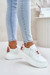Skórzane Sneakersy Damskie Na Platformie Z Przypinką I Ozdobnym Kwiatem 89100 Białe