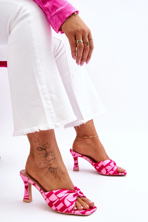 Modne Klapki Na Obcasie W Print Różowe Floria