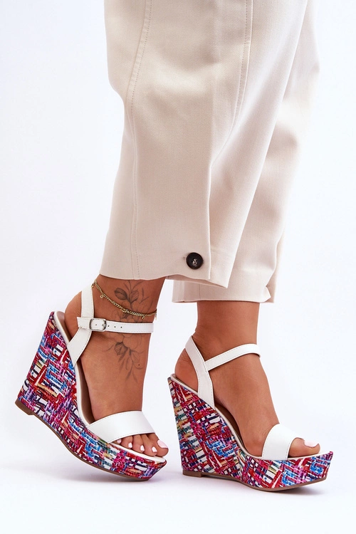 Damskie Sandałki Na Kolorowym Koturnie Białe Malibu