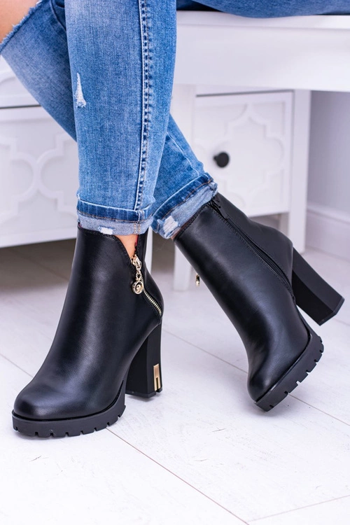 Czarne ekstrawaganckie botki Superlove