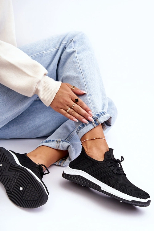 Klasyczne Materiałowe Wsuwane Sneakersy Czarne Gusto