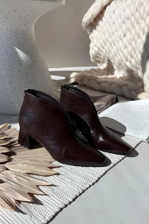 Eko Skórzane Botki Damskie Na Obcasie Czekoladowe Rylina