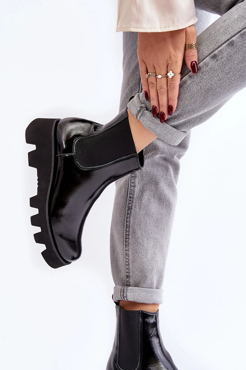 Botki Sztyblety Damskie Skórzane Na Masywnej Podeszwie Laura Messi 2571 Czarne