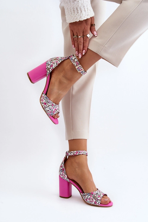 Sandały Na Słupku W Kwiaty Fuksja Vitamella