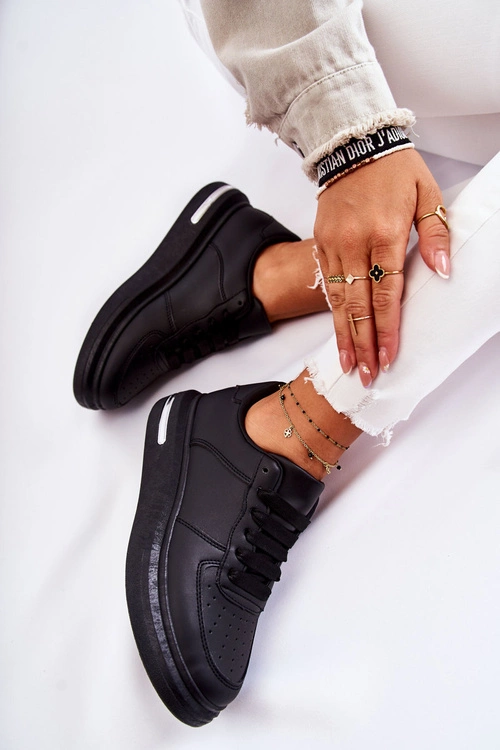 Klasyczne Skórzane Buty Sportowe Czarne Jennys