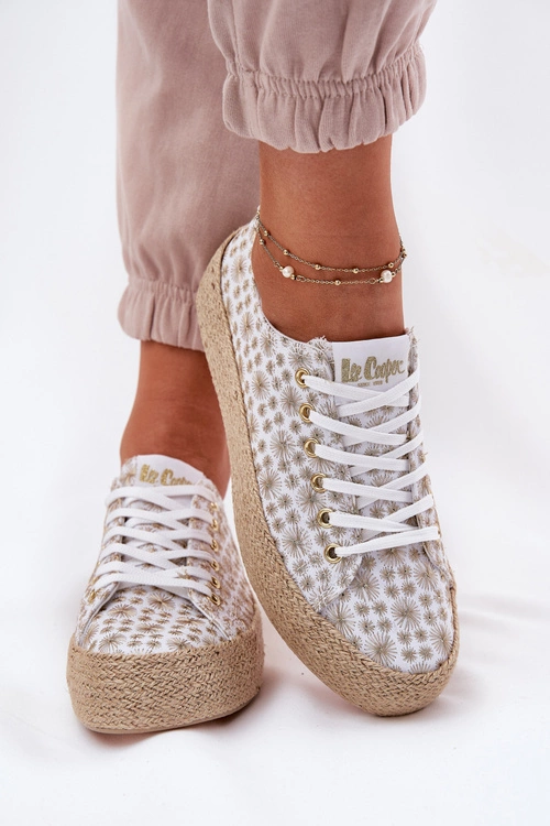 Wzorzyste Trampki Damskie Na Platformie Z Plecionką Lee Cooper LCW-25-08-3648L Biało-Złote