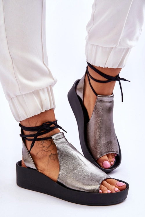 Skórzane Sandały Na Koturnie Nicole 2743/063 Srebrno-Czarne