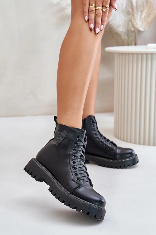 Botki Damskie Na Zamek Z Ozdobnym Sercem Czarne Obeena