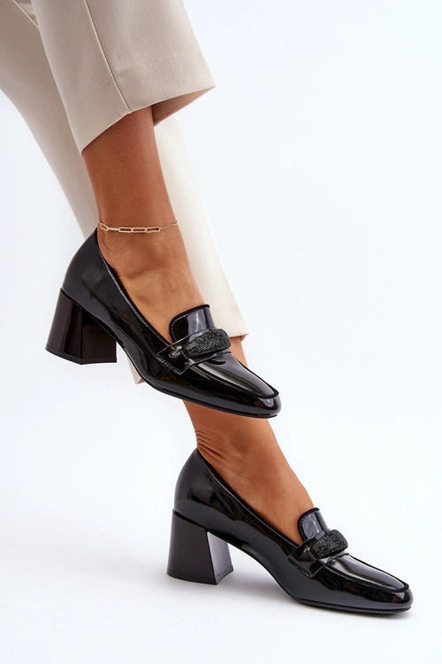 Czółenka Lakierowane Z Ozdobą Czarne Samassa