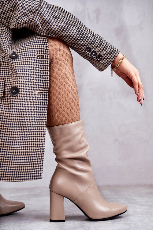 Skórzane Botki Na Obcasie Laura Messi 2560 Beżowe