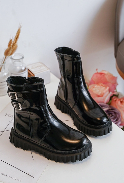 Botki Dziecięce Lakierowane Z Klamrami Czarne Chloraia