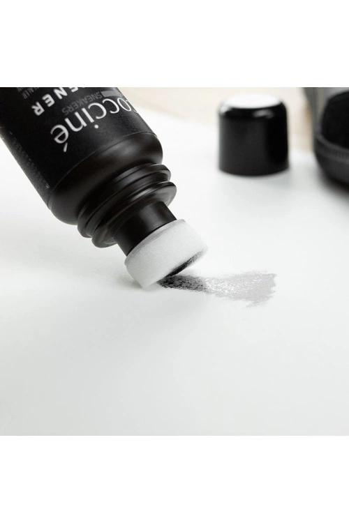 COCCINE BLACKENER Czarny Korektor W Płynie 75g