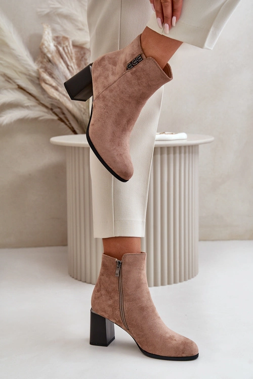 Ocieplane Eko Zamszowe Botki Damskie Na Słupku Zapinane Na Zamek Brązowe Erillia