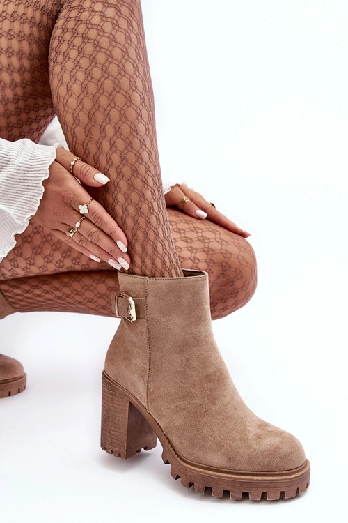 Zamszowe Damskie Botki Na Słupku Z Ozdobą Beżowe Menoria