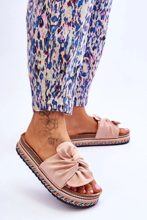 Damskie Klapki Na Masywnej Platformie Jasnoróżowe Terisa