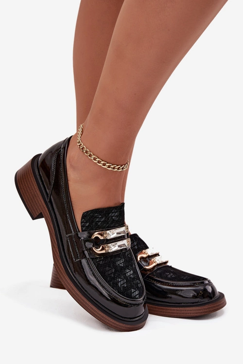 Skórzane Lakierowane Mokasyny Damskie Z Ozdobnym Detalem D&A MR52-173 Czarne