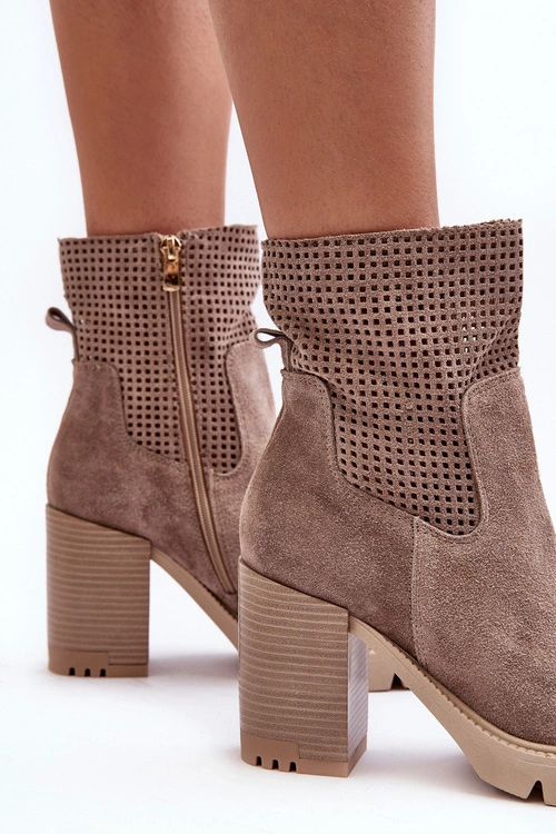 Zamszowe Ażurowe Botki Damskie Na Słupku Beżowe Lewski 3386