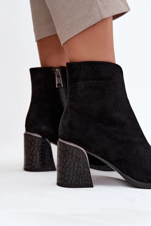 Zamszowe Botki Damskie Na Słupku Z Tłoczeniem Ocieplane Vinceza 66801 Czarne