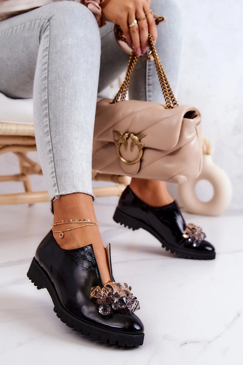 Eleganckie Skórzane Półbuty Z Ozdobą Czarne Cindy