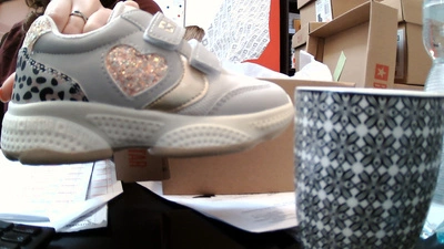 Dziecięce Buty Sportowe Na Rzepy Big Star KK374023 Beżowe