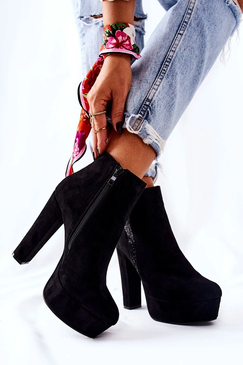 Zamszowe Botki Na Wysokim Obcasie Czarne Sarsea