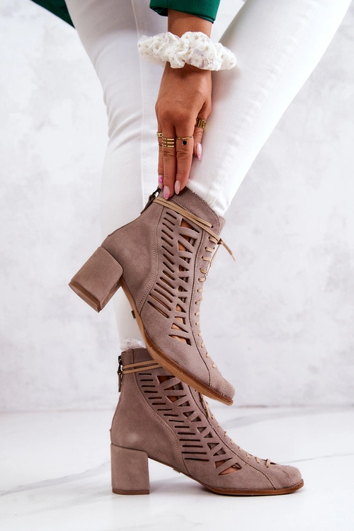 Zamszowe Ażurowe Botki Maciejka 05508-04 Beżowe