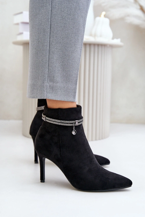 Ocieplane Botki Na Szpilce Z Ozdobnym Paskiem Eko Zamszowe Vinceza 16469 Czarne