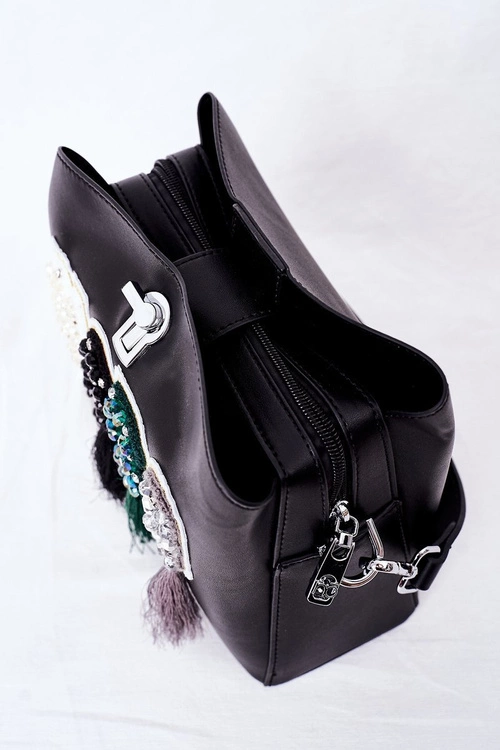 Torebka Listonoszka Z Frędzlami NOBO K2980 Czarna