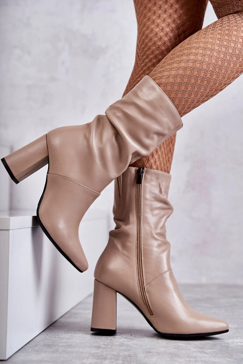 Skórzane Botki Na Obcasie Laura Messi 2560 Beżowe