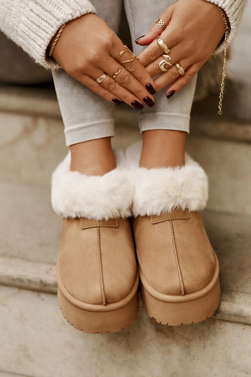 Śniegowce Z Niską Cholewką Z Futerkiem Na Platformie Eko Zamszowe Camel Neathoria