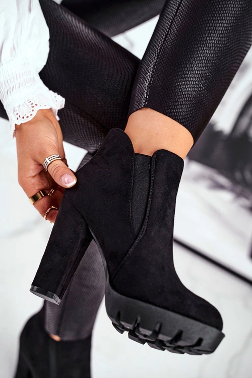 Botki Damskie Wsuwane Na Słupku Eko-Zamsz Czarne Berry