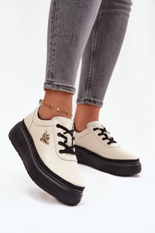 Skórzane Półbuty Damskie Na Platformie Z Przypinką Vinceza 41495 Beżowe