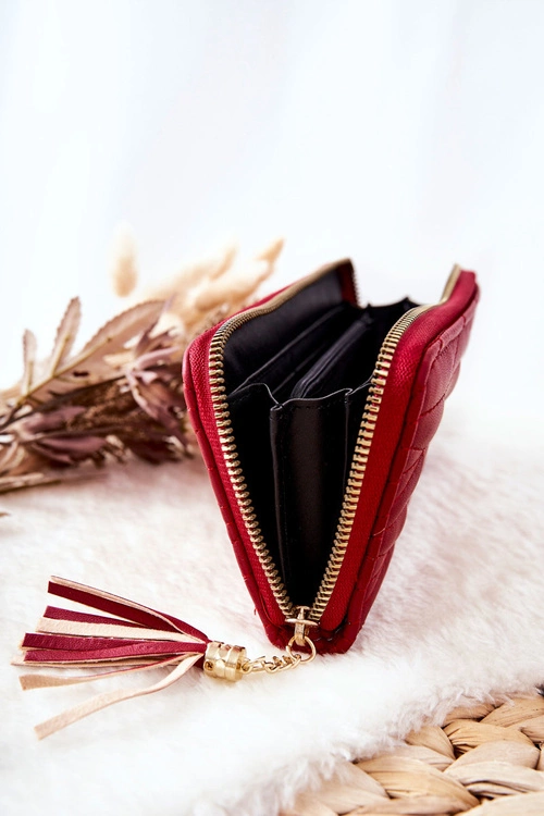 Duży Portfel Pikowany Na Suwak Z Paseczkiem Czerwony