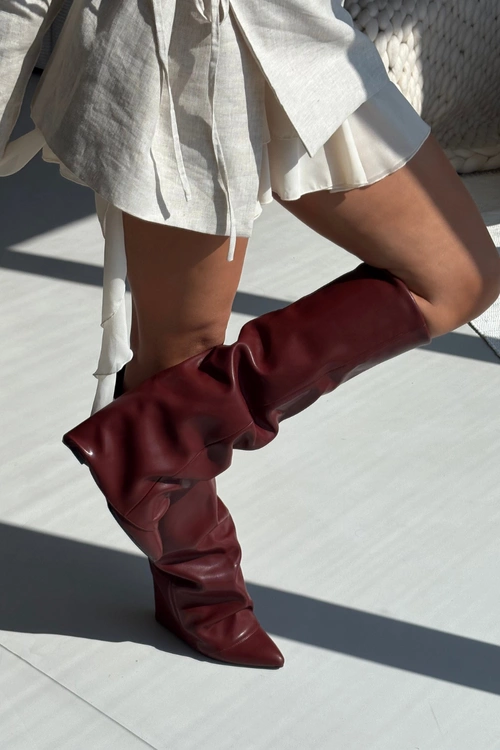 Ocieplane Kozaki Damskie Z Wywiniętą Cholewką Na Słupku Bordowe Elivira