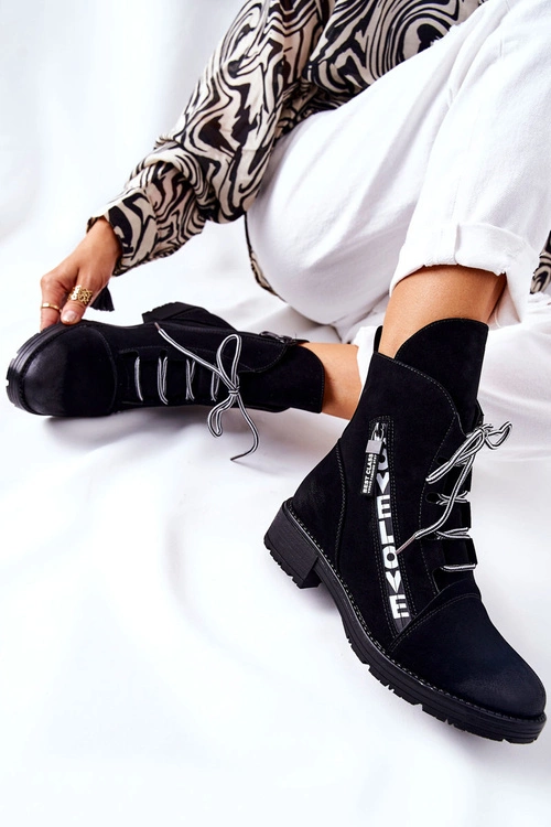 Skórzane Botki Z Ozdobnym Suwakiem Czarne Lomissa