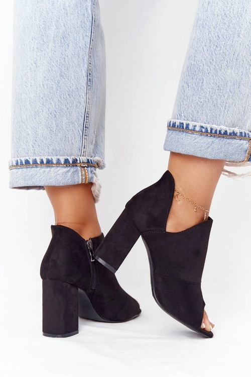 Wiosenne Zamszowe Botki Na Słupku Vinceza 21-17095 Czarne