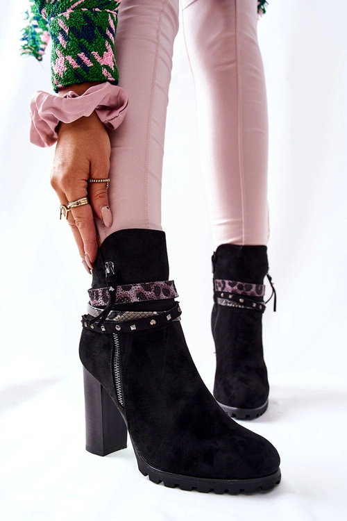 Zamszowe Botki Na Wysokim Słupku Czarne Besis