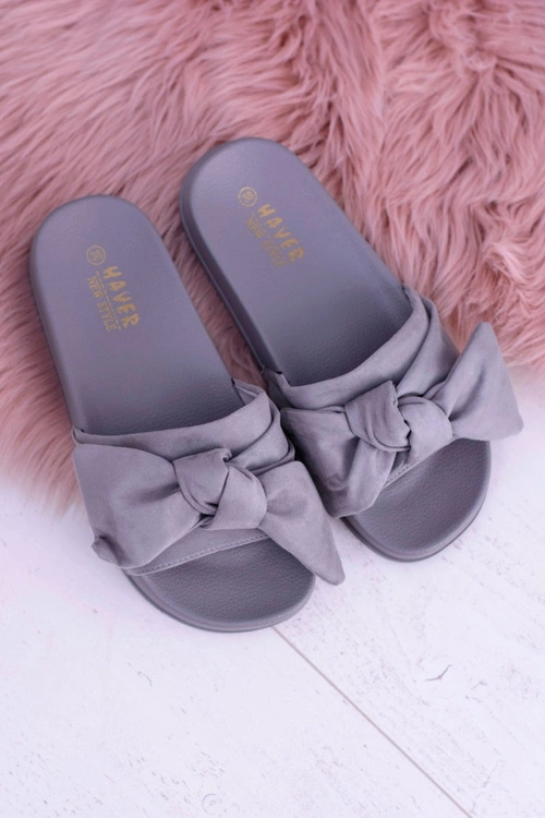 Szare Damskie Zamszowe Klapki z Kokardą Merbolo