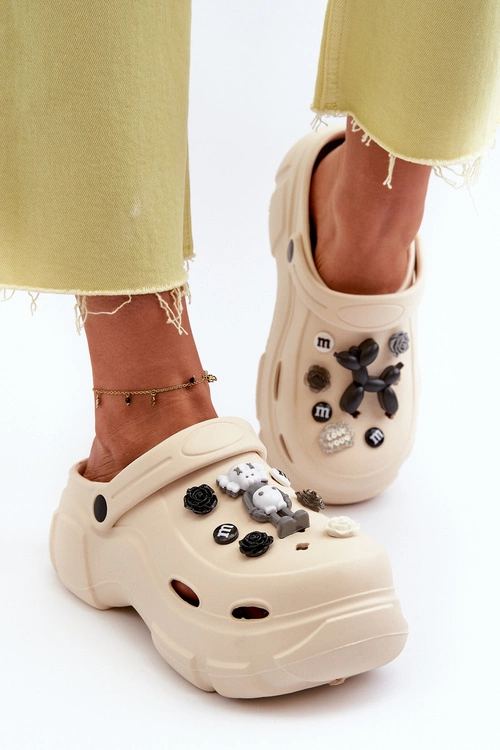 Piankowe Damskie Lekkie Klapki Na Masywnej Podeszwie Beżowe Matirra