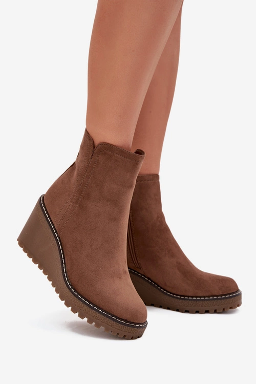 Ocieplane Botki Na Koturnie Z Eko Zamszu Brązowe Mavona