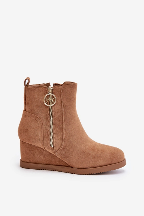 Ocieplane Botki Na Koturnie Z Ozdobnym Zamkiem Eko Zamszowe Camel Leretha