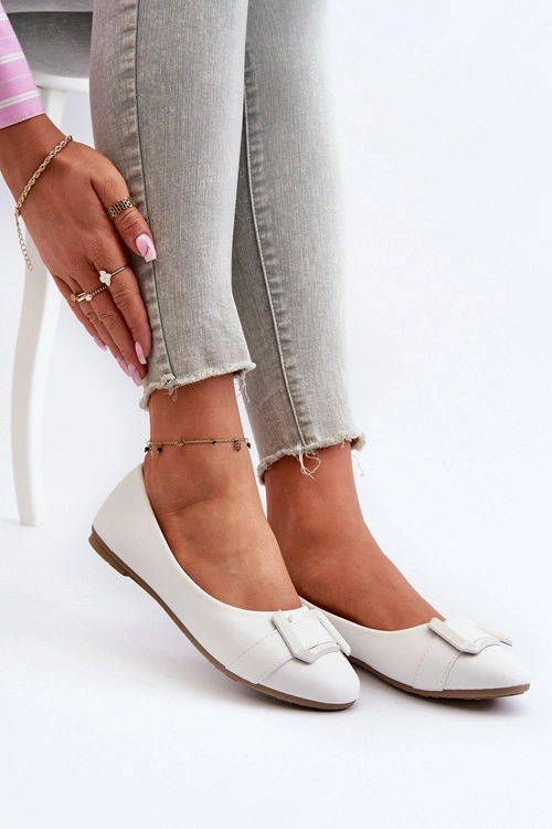 Baleriny Z Paskiem I Ozdobą Eko Skórzane Białe Cadwenla
