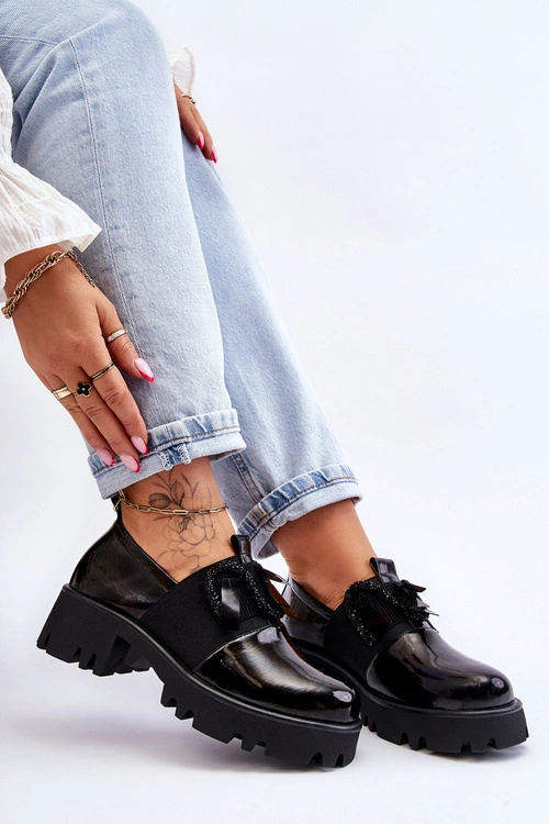 Lakierowane Półbuty Z Ozdobami Czarne Keily