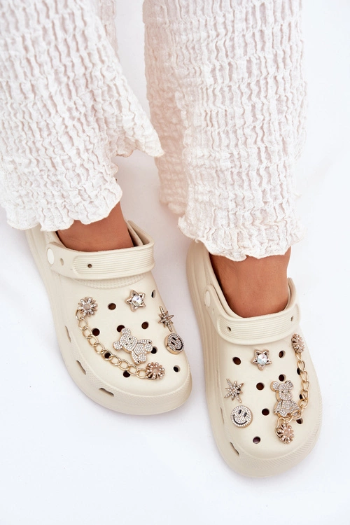 Piankowe Klapki Damskie Z Przypinkami Beżowe Linaviela