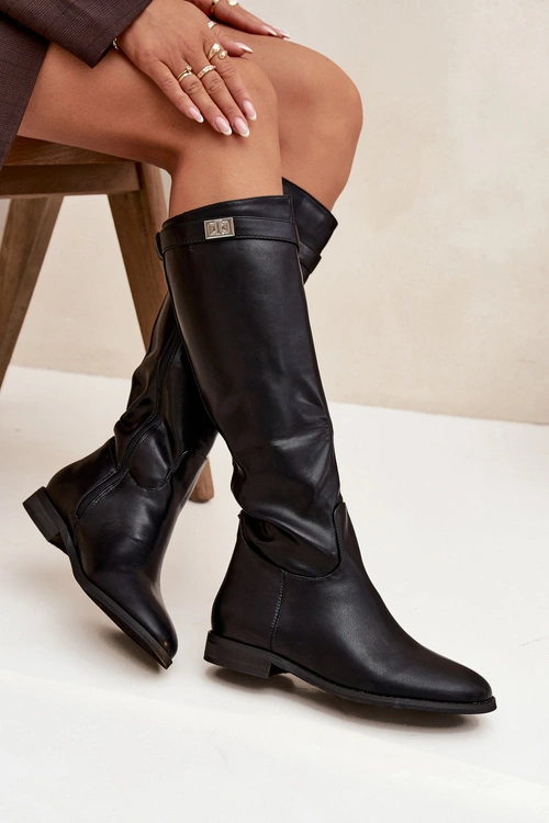 Ocieplane Kozaki Damskie Na Płaskim Obcasie Z Paskiem I Srebrnym Detalem Czarne Geraline