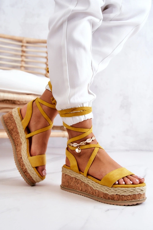 Zamszowe Sandałki Espadryle Na Koturnie Żółte Shanny