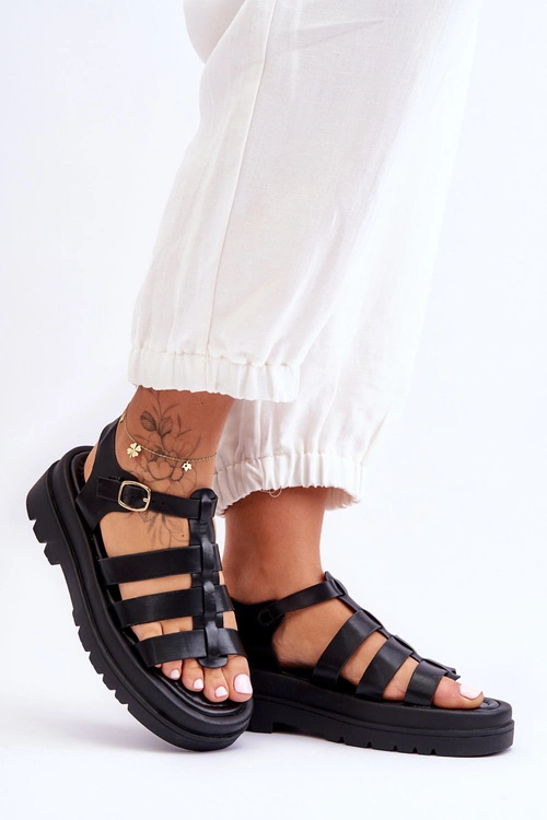 Skórzane Sandały Z Paseczkami Czarne Colet