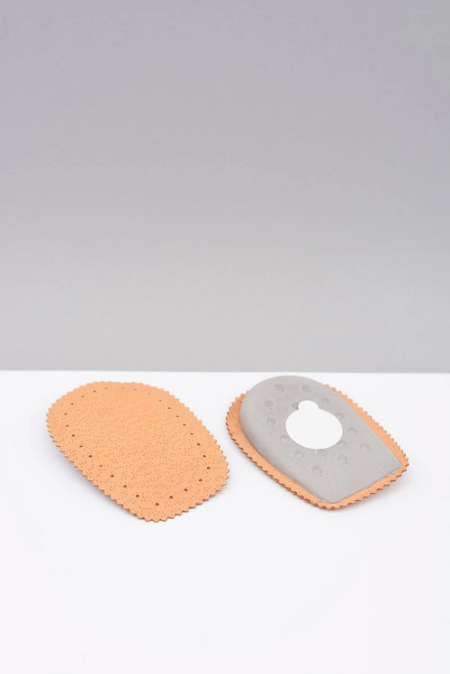 Coccine Lateksowe Podpiętki Pekari Beż