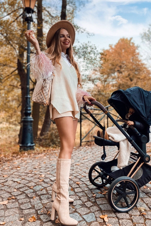 Kozaki Damskie Na Słupku Ocieplane Beżowe Finner